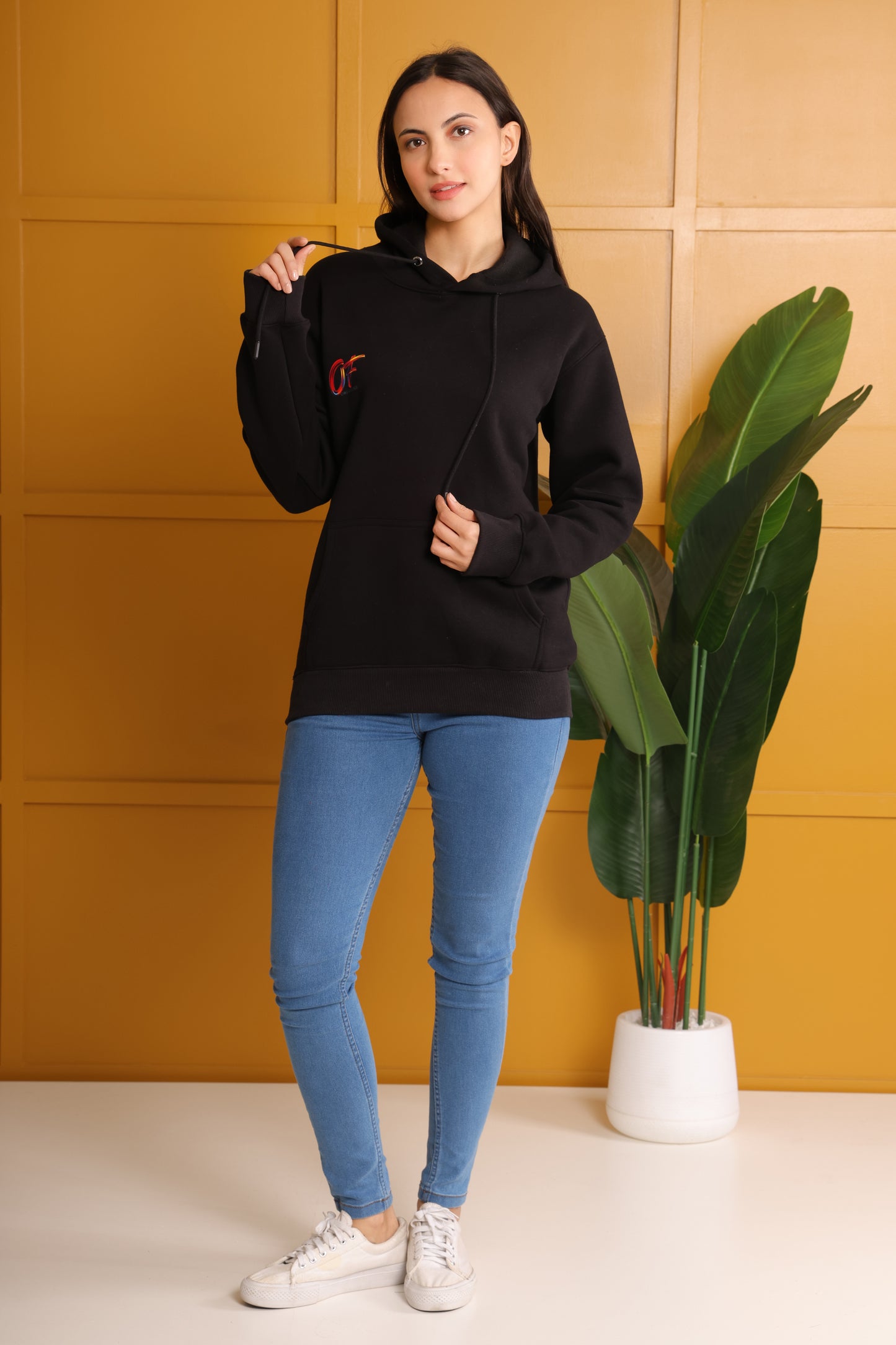 Scarlet Muse Hoodie Black